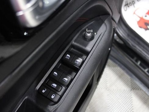 Used 2022 Jeep Compass Trailhawk w/ Trailhawk Convenience Group image 17