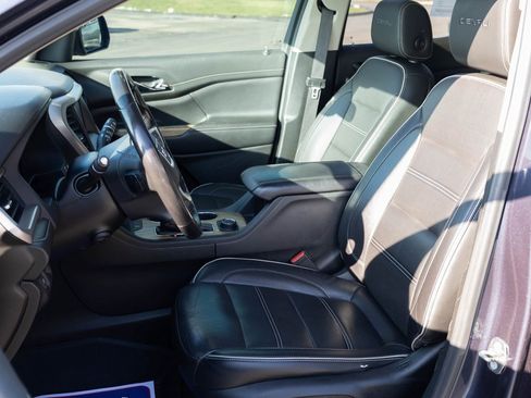 Used 2019 GMC Acadia Denali w/ Technology Package image 23