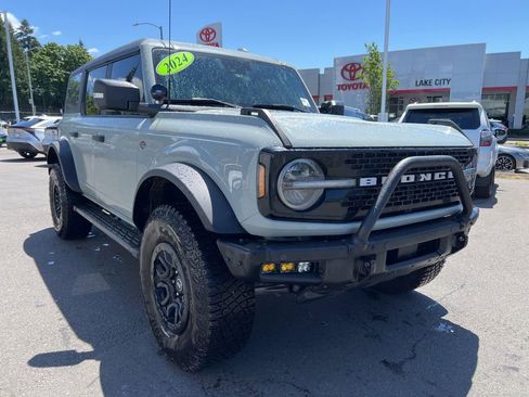 Used 2024 Ford Bronco Wildtrak AWD/4WD image 1