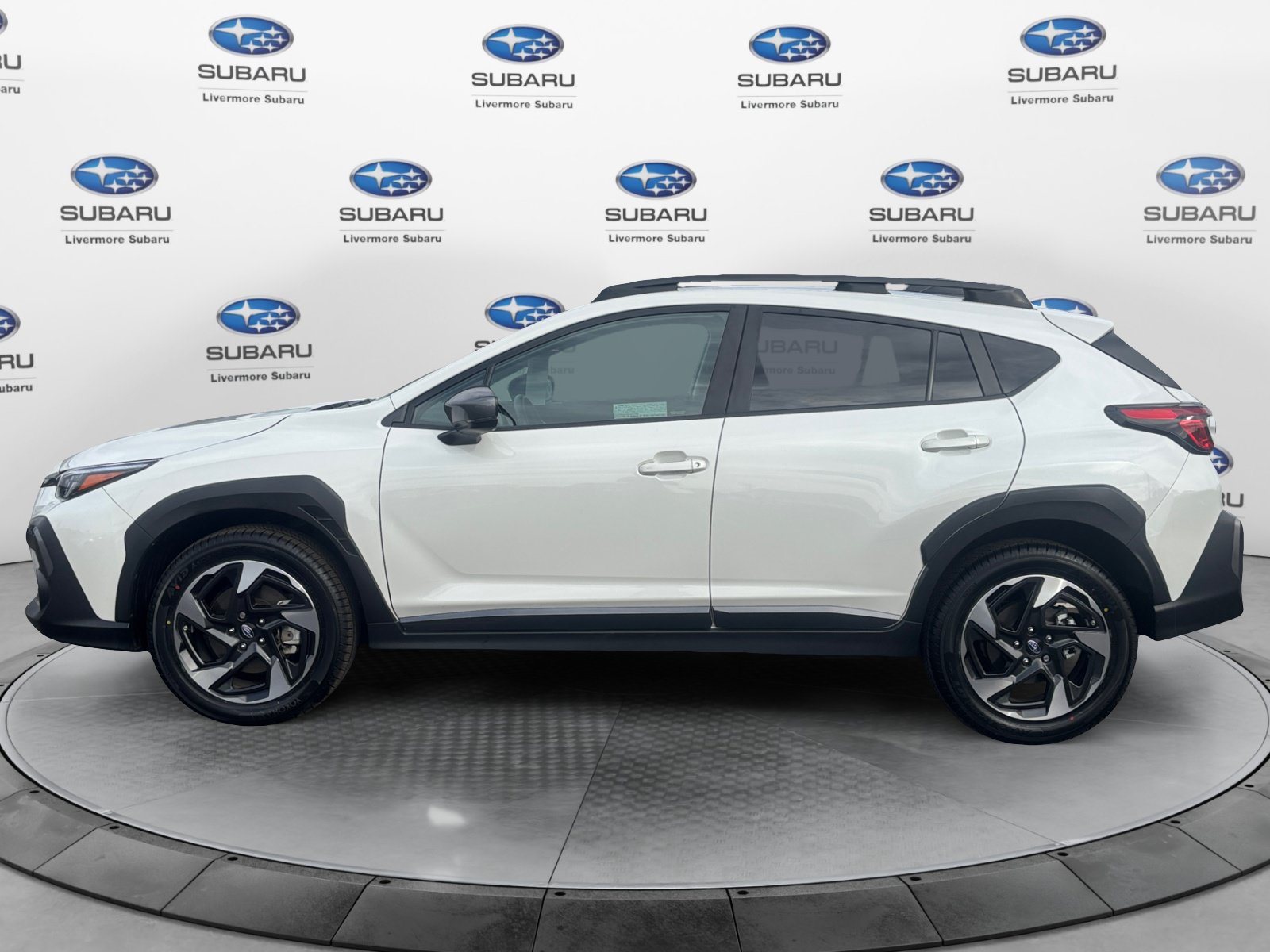 Certified 2024 Subaru Crosstrek 2.5i Limited AWD/4WD image 2