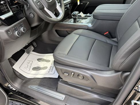 New 2026 GMC Sierra 1500 SLT w/ SLT Premium Plus Package image 14