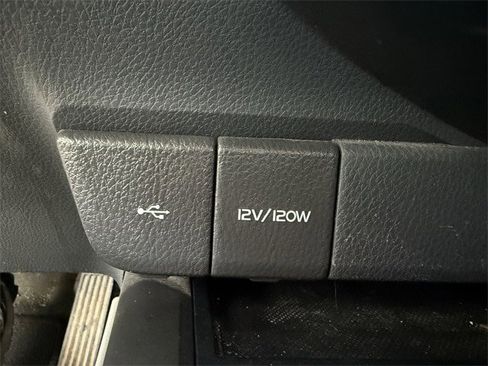 Used 2023 Toyota Camry SE image 21