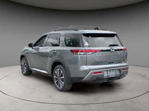 New 2026 Nissan Pathfinder Platinum AWD/4WD image 3