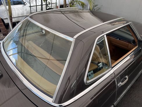 Used 1987 Mercedes-Benz 560 SL image 14