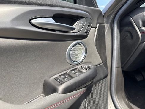 Used 2024 Dodge Hornet R/T Plus image 11