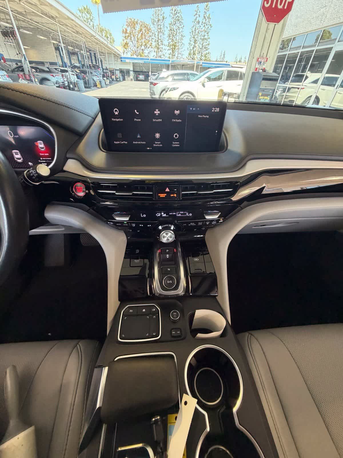 Used 2024 Acura MDX w/ Technology Package AWD/4WD image 18