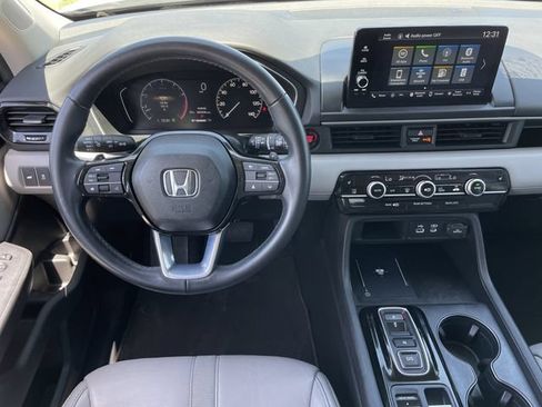 Certified 2024 Honda Pilot EX-L image 11