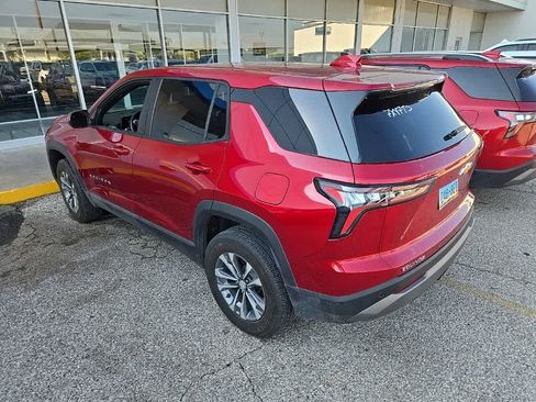 Used 2026 Chevrolet Equinox LT FWD image 4