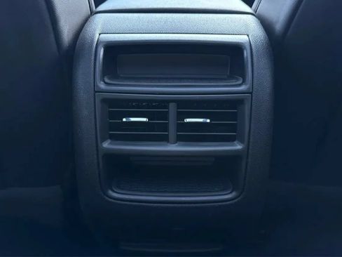 Used 2023 Cadillac XT5 Premium Luxury AWD/4WD image 31