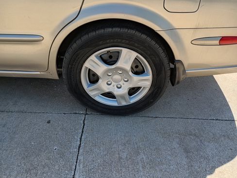 Used 2000 Nissan Maxima GLE image 39