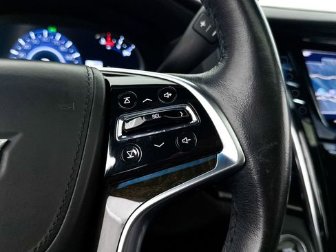 Used 2016 Cadillac Escalade Platinum AWD/4WD image 39