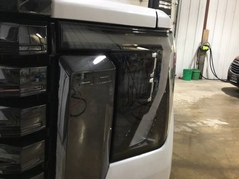 New 2024 GMC Sierra 2500 Denali Ultimate image 7