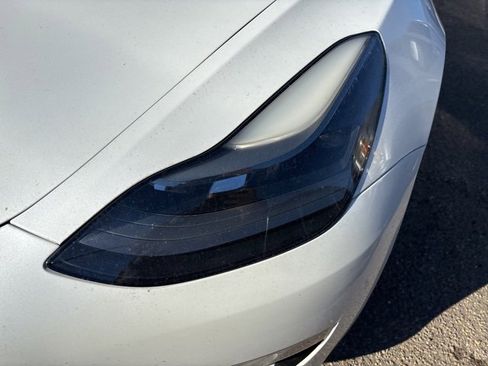 Used 2021 Tesla Model 3 Performance image 13
