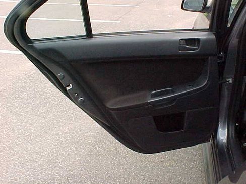 Used 2010 Mitsubishi Lancer ES FWD image 11