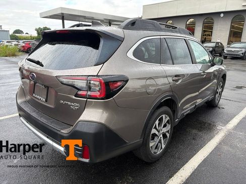 Used 2021 Subaru Outback Limited XT AWD/4WD image 5
