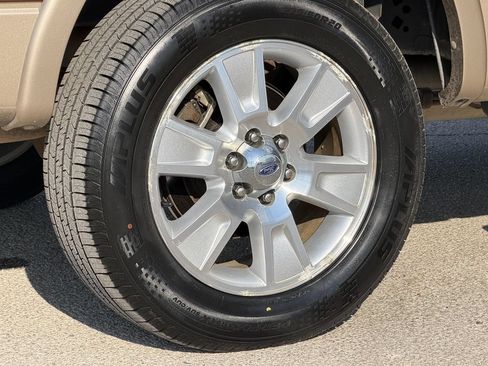Used 2012 Ford F150 Lariat w/ Lariat Plus Pkg AWD/4WD image 10