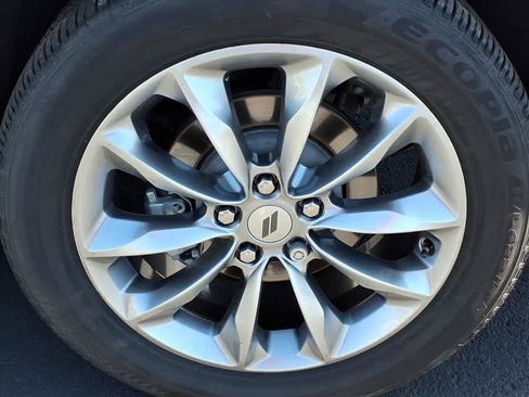 Used 2022 Dodge Durango SXT w/ Anodized Platinum Package image 12