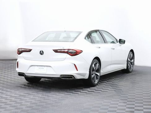 Used 2025 Acura TLX w/ Technology Package image 9