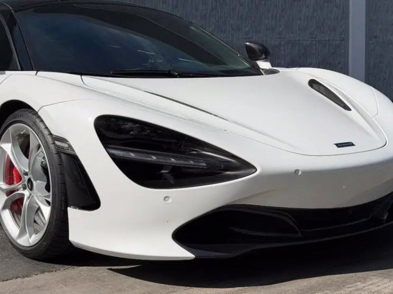 Used 2020 McLaren 720S Performance RWD image 9