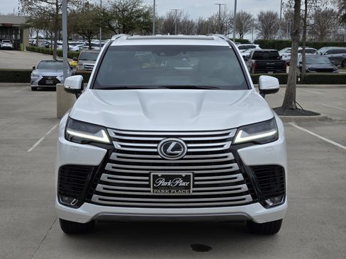 Used 2023 Lexus LX 600 4WD w/ Interior Upgrade Package image 6