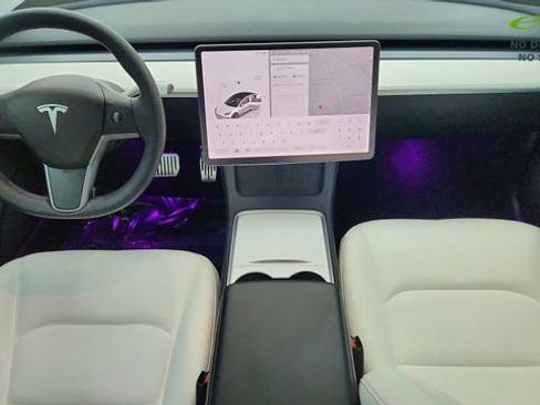 Used 2022 Tesla Model 3 Long Range AWD/4WD image 18