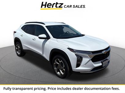 Used 2025 Chevrolet Trax LT