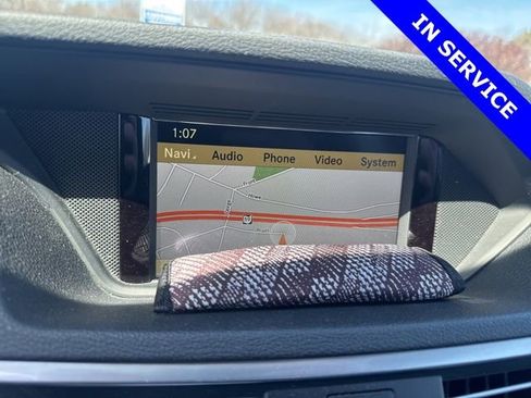 Used 2011 Mercedes-Benz E 350 4MATIC Sedan image 5