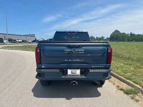 Used 2025 GMC Sierra 2500 Denali Ultimate w/ Max Trailering Package AWD/4WD image 10