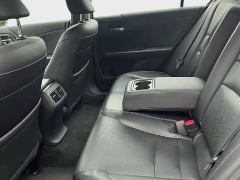 Used 2016 Honda Accord EX-L image 10