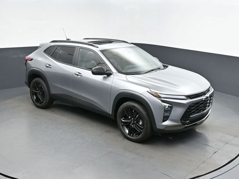New 2026 Chevrolet Trax ACTIV image 1