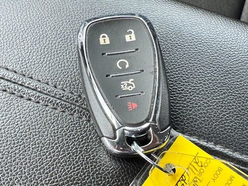 Used 2024 Chevrolet Malibu LT FWD image 30