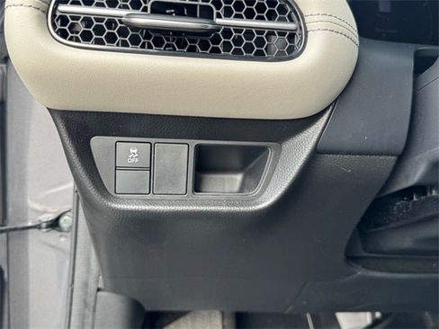 Used 2023 Honda HR-V EX-L image 17
