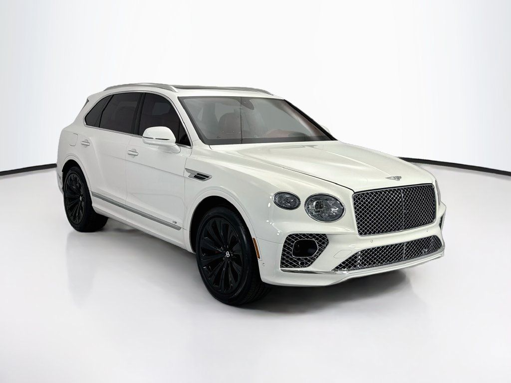 Certified 2022 Bentley Bentayga AWD/4WD image 3