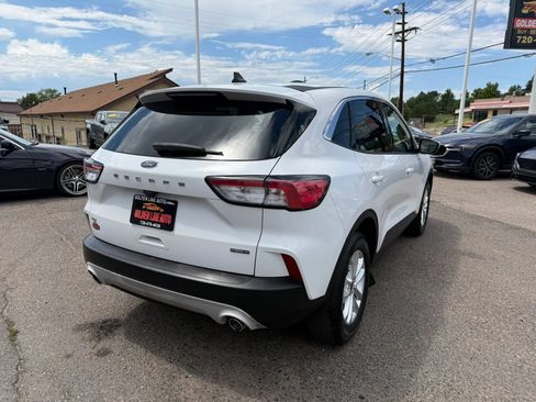 Used 2021 Ford Escape SE AWD/4WD image 8