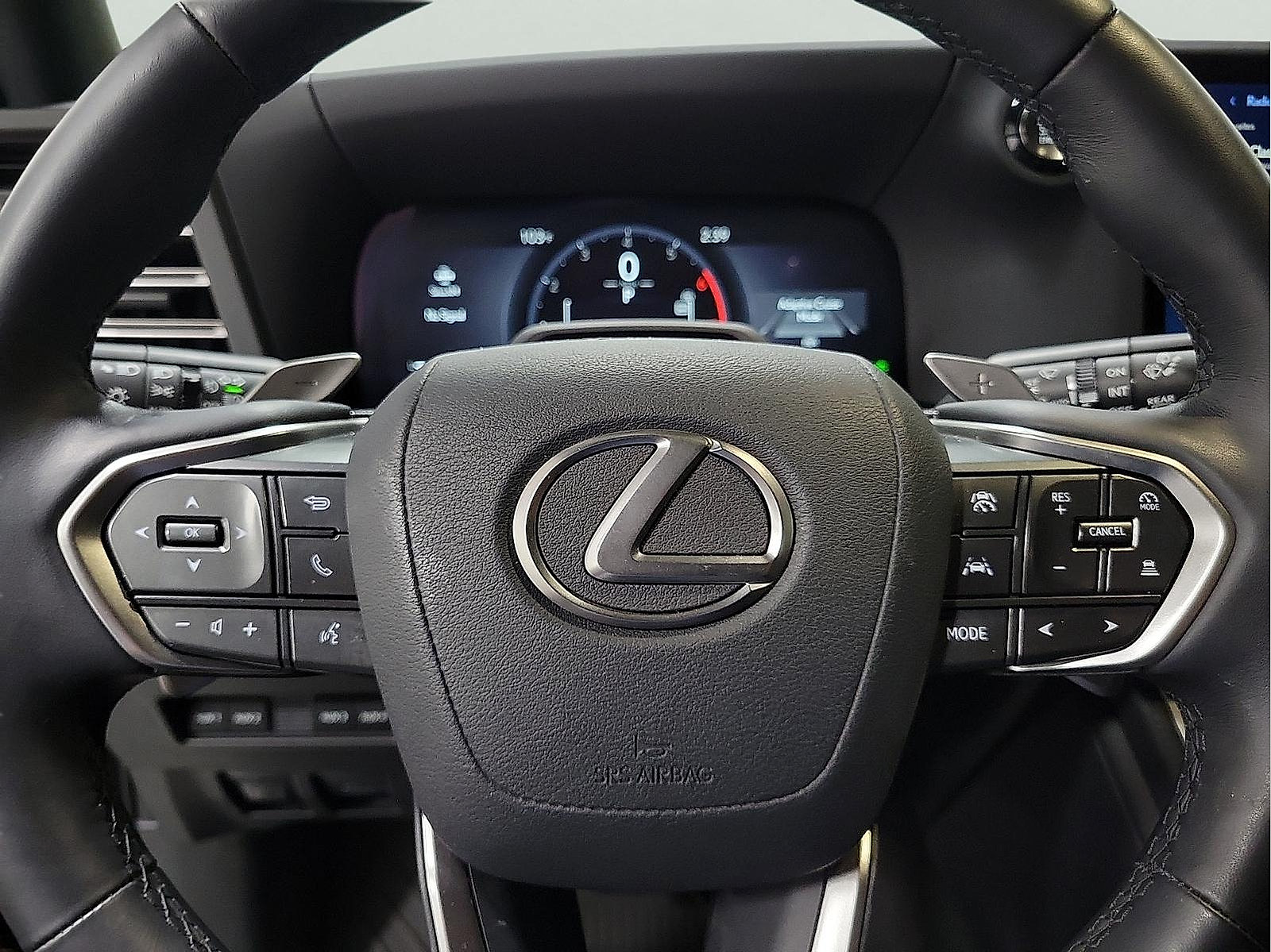 Used 2025 Lexus GX 550 AWD/4WD image 19