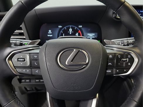 Used 2025 Lexus GX 550 AWD/4WD image 19