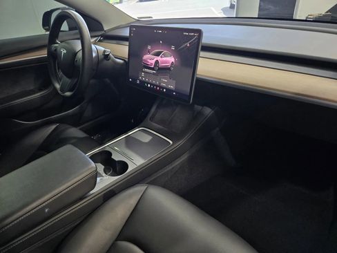 Used 2023 Tesla Model 3 Standard Range RWD image 5