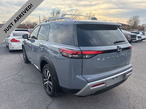 Certified 2024 Nissan Pathfinder Platinum image 7