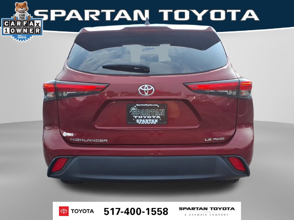 Used 2022 Toyota Highlander LE AWD/4WD image 8