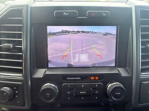 Used 2021 Ford F250 XLT w/ XLT Premium Package AWD/4WD image 29