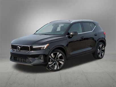 Used 2023 Volvo XC40 B5 Ultimate w/ Protection Package Premier