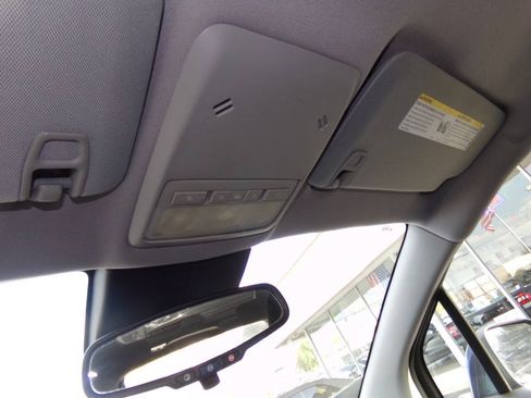 Used 2018 Chevrolet Trax LS FWD image 53