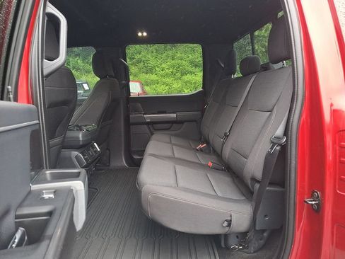 Used 2022 Ford F150 XLT w/ Equipment Group 302A High AWD/4WD image 10