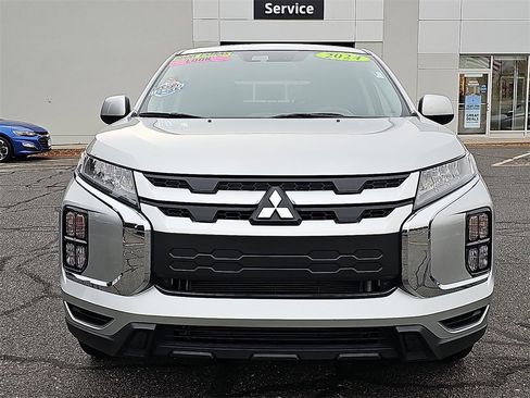 Used 2024 Mitsubishi Outlander Sport ES image 2