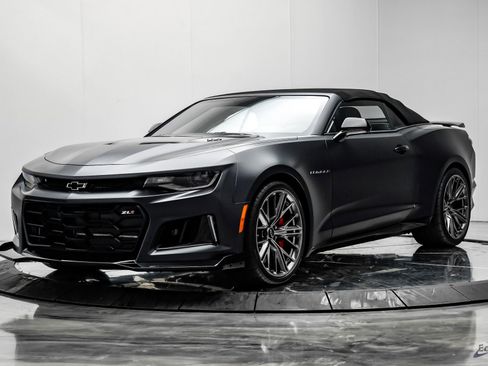 Used 2024 Chevrolet Camaro ZL1 RWD image 6