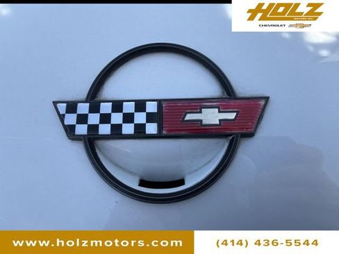 Used 1990 Chevrolet Corvette Convertible RWD image 27