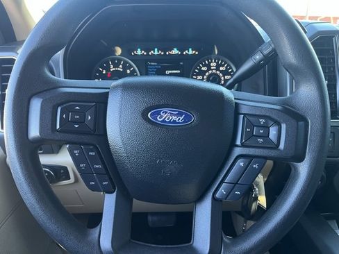 Used 2018 Ford F150 XLT w/ Max Trailer Tow Package image 18