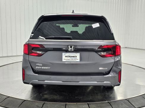 New 2026 Honda Odyssey Touring image 35