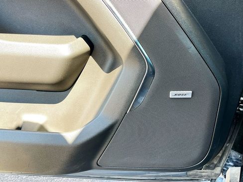 Used 2022 Chevrolet Tahoe High Country RWD image 18