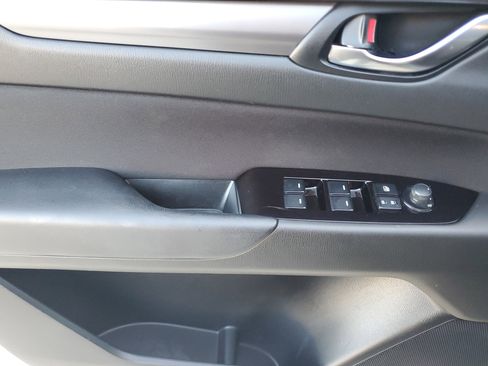 Used 2020 MAZDA CX-5 Sport image 16